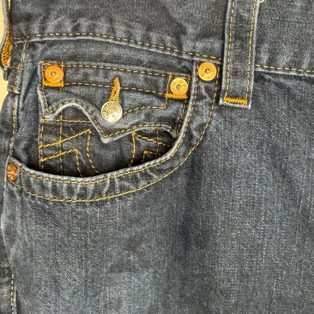 True Religion Acid Wash Denim Size 33 Jeans 100% Cotton Made In Mexico.